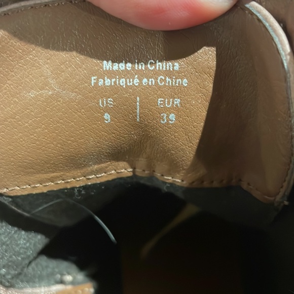 Women’s Booties - Picture 4 of 5